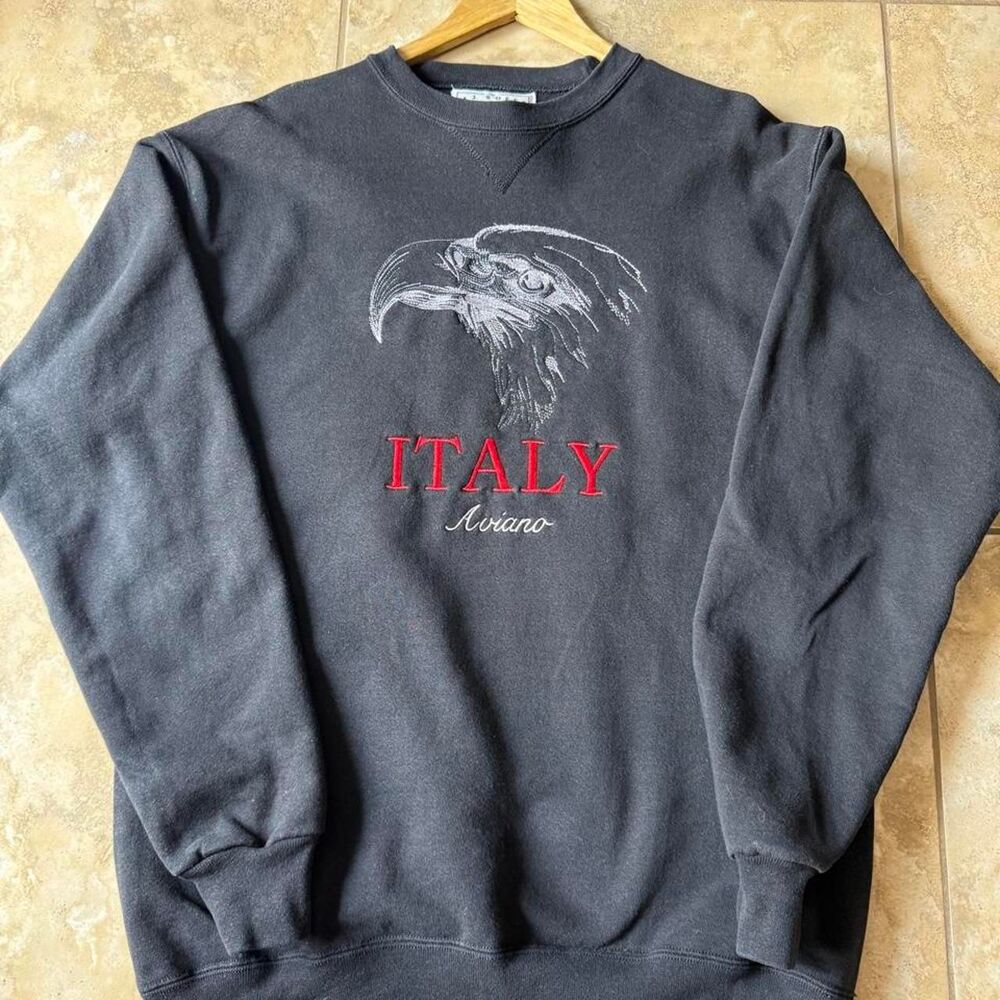 Vintage 1990s Soffe Italy Aviano Eagle Graphic Crewneck Sweatshirt Black Large M